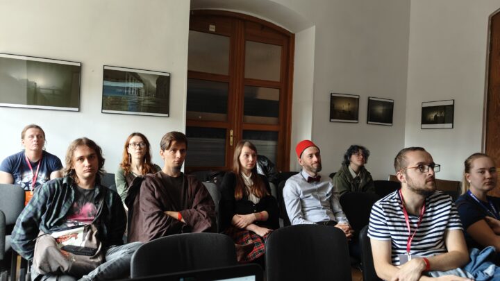 Dni Fantastyki 2025 prelekcja o easter eggach